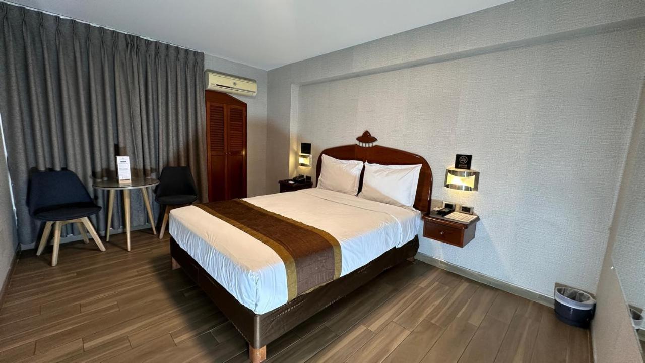 Serenzza Hotel Lima Kültér fotó